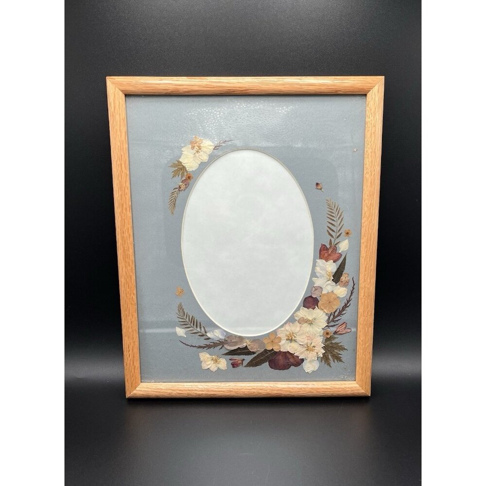 Vintage Pressed Dried Flowers Picture Oval Opening Wood Frame Boho MCM Wedding